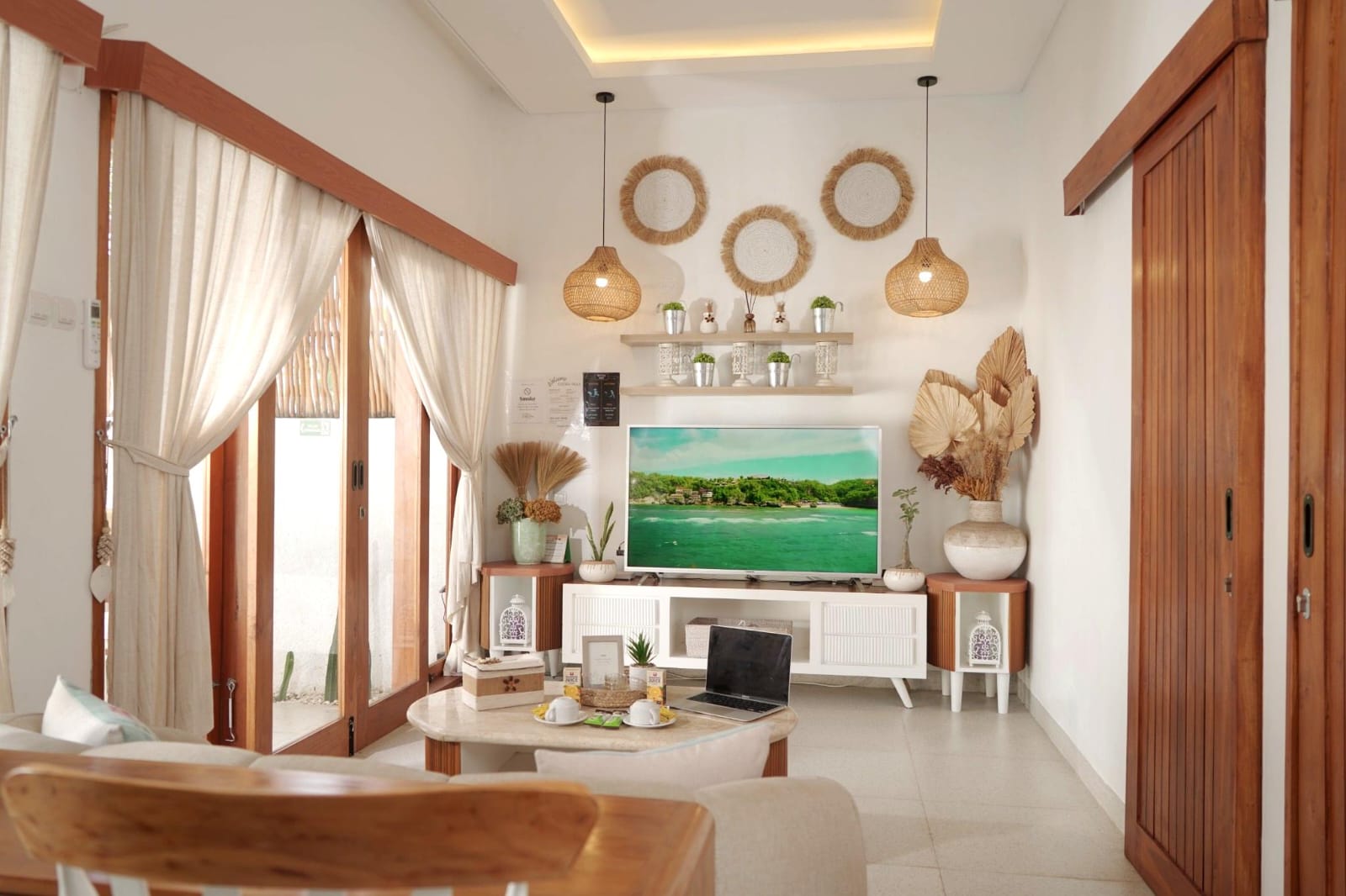 Villa bedroom